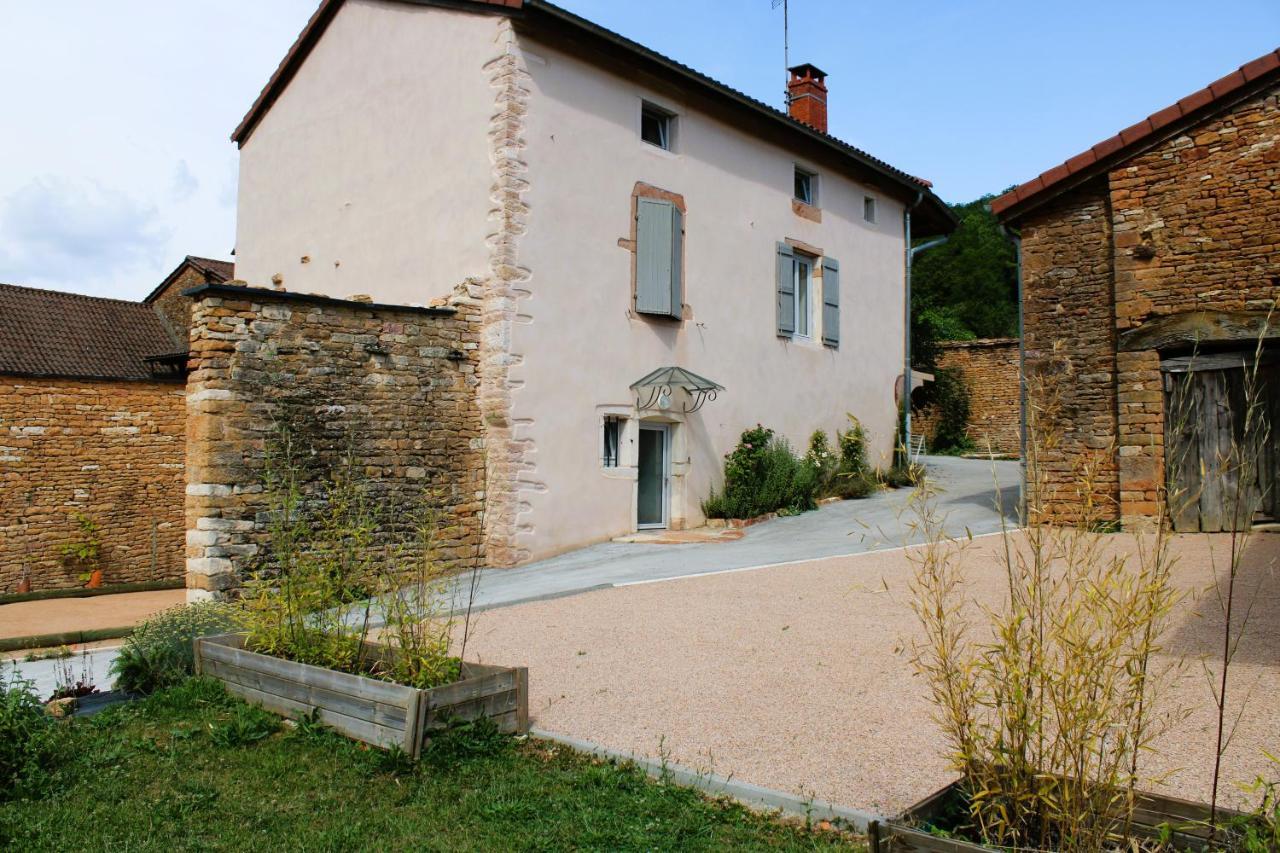 Le Clos Des Pierres Rouges Burgy Exterior foto